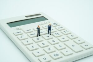 持株会社を作るメリット【実践!事業承継・自社株対策】第274号